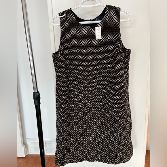 NWT GAP Black Shift Dress with Tan Embroidery, Sz 10, Lined. - Picture 3 of 12